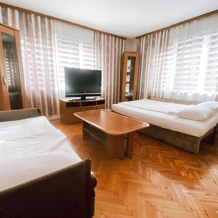 Apartman Carsija SJJ Exteriör bild